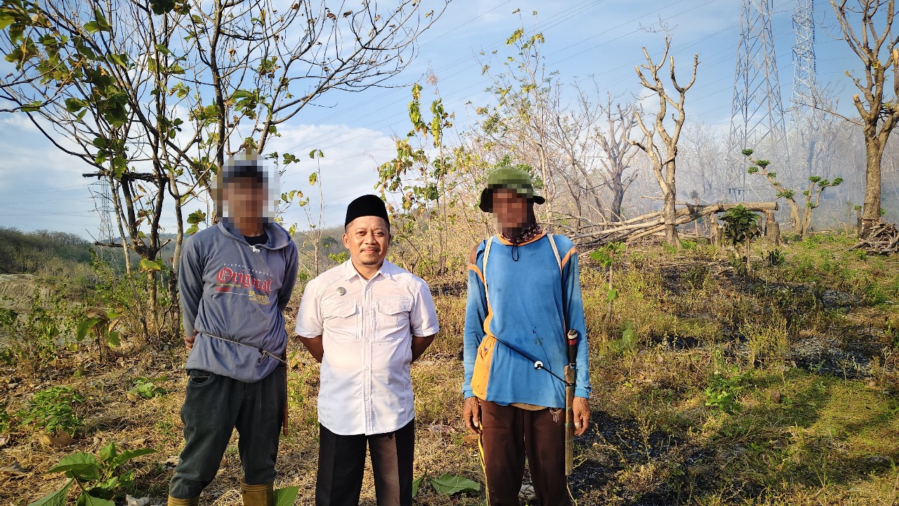 Sigap, Camat Bersama Polsek Soreang Amankan Pelaku Pembakaran Lahan di Bukit Harapan